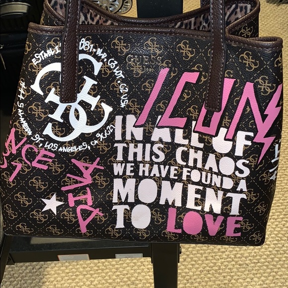 Guess Purse - Picture 1 of 4